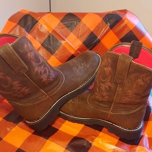 COPY - Women's Ariat boots